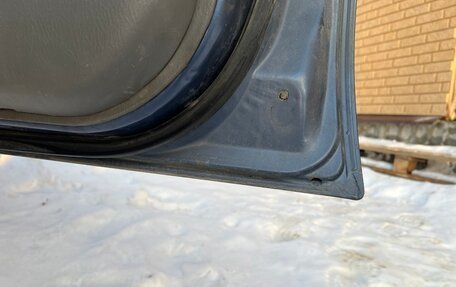 Nissan Terrano II рестайлинг, 1999 год, 400 000 рублей, 16 фотография