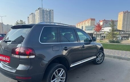 Volkswagen Touareg III, 2008 год, 1 370 000 рублей, 3 фотография