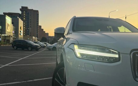 Volvo XC90 II рестайлинг, 2019 год, 3 495 000 рублей, 2 фотография