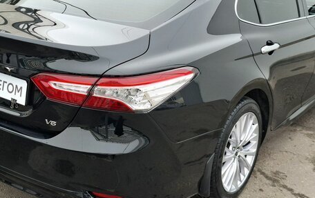 Toyota Camry, 2019 год, 3 250 000 рублей, 10 фотография