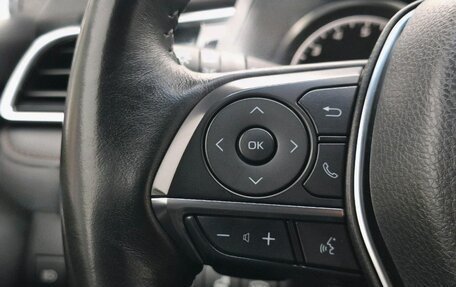 Toyota Camry, 2019 год, 3 250 000 рублей, 22 фотография