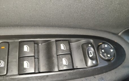 Citroen C4 II рестайлинг, 2013 год, 600 000 рублей, 23 фотография