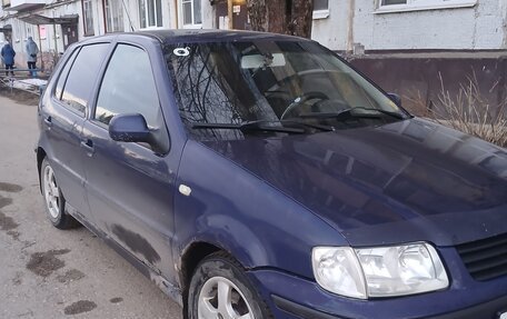 Volkswagen Polo III рестайлинг, 2000 год, 160 000 рублей, 2 фотография