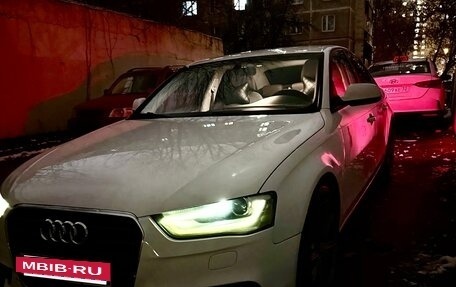Audi A4, 2012 год, 800 000 рублей, 2 фотография
