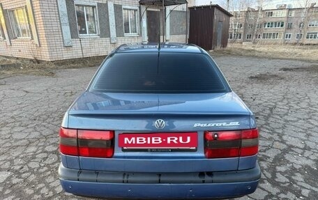 Volkswagen Passat B4, 1994 год, 300 000 рублей, 3 фотография