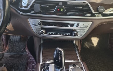 BMW 7 серия, 2016 год, 3 100 000 рублей, 3 фотография