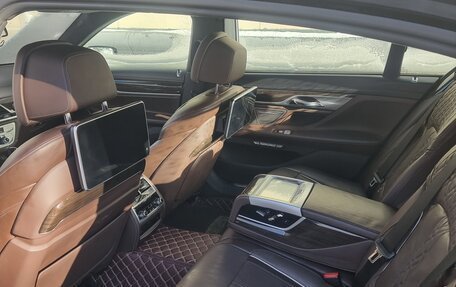 BMW 7 серия, 2016 год, 3 100 000 рублей, 16 фотография