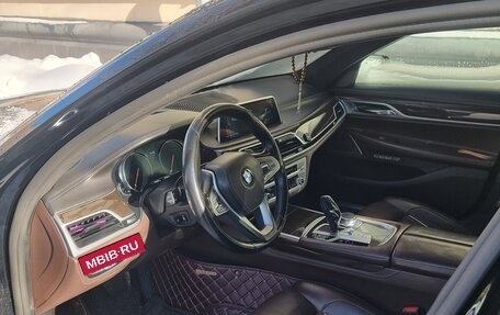 BMW 7 серия, 2016 год, 3 100 000 рублей, 19 фотография