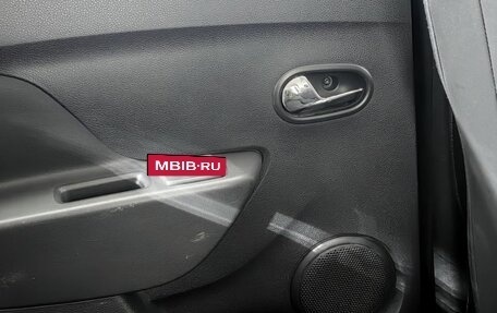 Renault Sandero II рестайлинг, 2015 год, 1 050 000 рублей, 15 фотография