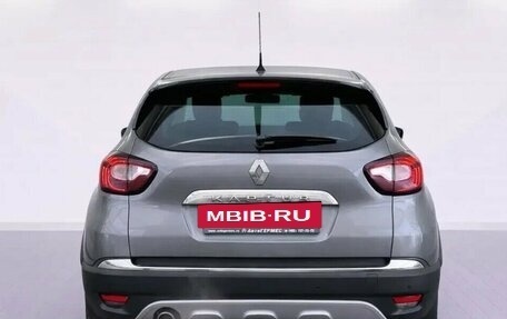 Renault Kaptur I рестайлинг, 2016 год, 1 450 000 рублей, 3 фотография