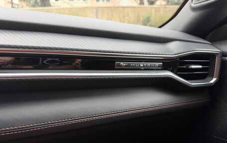Ford Mustang, 2023 год, 6 590 000 рублей, 35 фотография