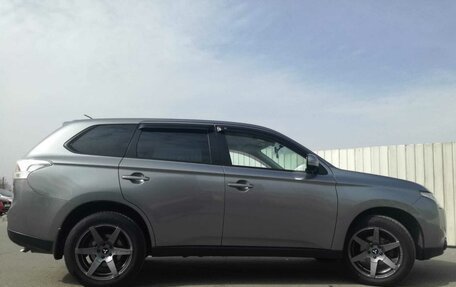 Mitsubishi Outlander III рестайлинг 3, 2012 год, 1 250 000 рублей, 4 фотография