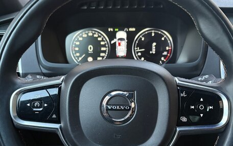 Volvo XC90 II рестайлинг, 2016 год, 2 850 000 рублей, 19 фотография