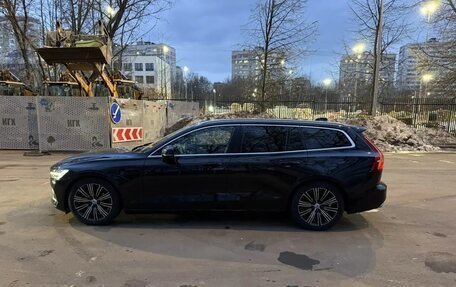 Volvo V60 II, 2020 год, 2 650 000 рублей, 3 фотография