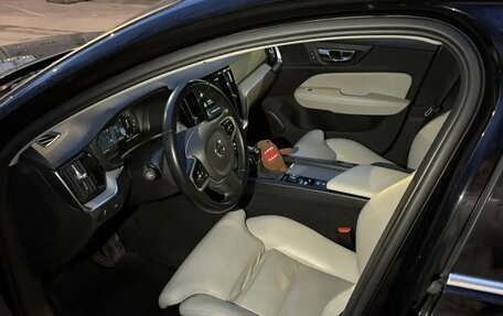 Volvo V60 II, 2020 год, 2 650 000 рублей, 8 фотография