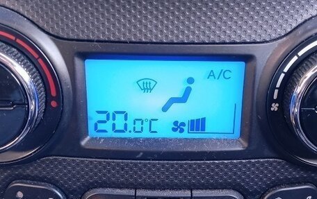 Hyundai Solaris II рестайлинг, 2012 год, 950 000 рублей, 5 фотография