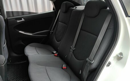 Hyundai Solaris II рестайлинг, 2015 год, 1 029 000 рублей, 8 фотография