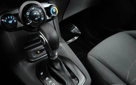 Ford Fiesta, 2016 год, 899 000 рублей, 17 фотография