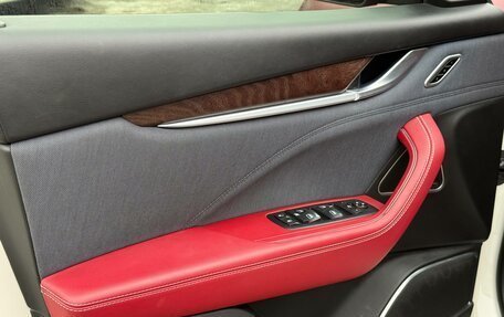 Maserati Levante I, 2020 год, 7 800 000 рублей, 30 фотография