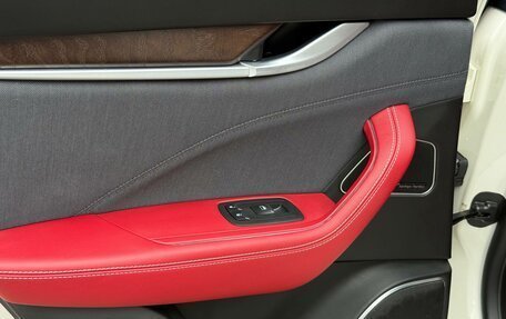 Maserati Levante I, 2020 год, 7 800 000 рублей, 38 фотография