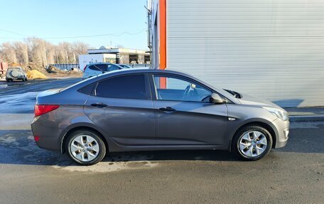 Hyundai Solaris II рестайлинг, 2022 год, 1 300 000 рублей, 4 фотография