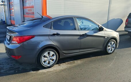 Hyundai Solaris II рестайлинг, 2022 год, 1 300 000 рублей, 3 фотография