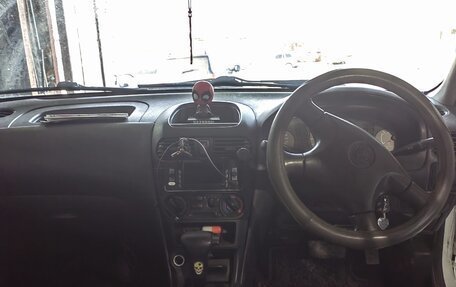 Mazda Familia, 2000 год, 300 000 рублей, 7 фотография