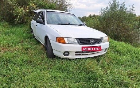Mazda Familia, 2000 год, 300 000 рублей, 2 фотография