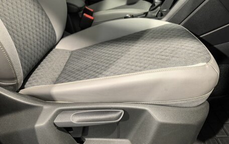 Volkswagen Taos, 2021 год, 2 690 000 рублей, 18 фотография