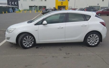 Opel Astra J, 2012 год, 695 000 рублей, 4 фотография
