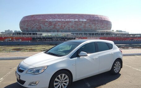 Opel Astra J, 2012 год, 695 000 рублей, 3 фотография