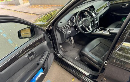 Mercedes-Benz E-Класс, 2014 год, 2 200 000 рублей, 14 фотография