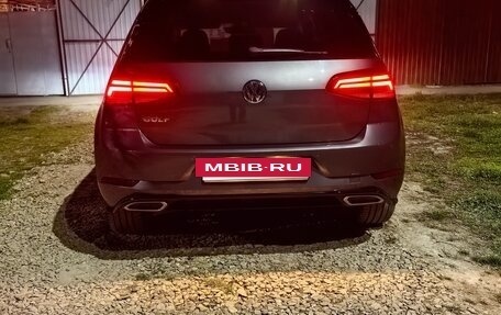 Volkswagen Golf VII, 2018 год, 1 870 000 рублей, 2 фотография