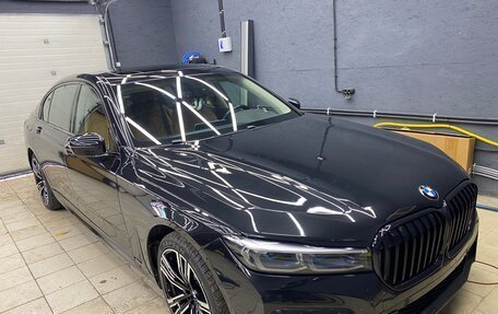 BMW 7 серия, 2017 год, 3 850 000 рублей, 2 фотография