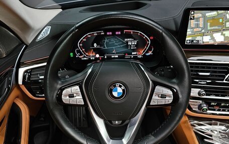 BMW 5 серия, 2022 год, 5 990 000 рублей, 10 фотография