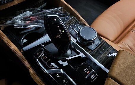 BMW 5 серия, 2022 год, 5 990 000 рублей, 15 фотография