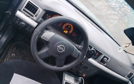 Opel Vectra C рестайлинг, 2004 год, 259 000 рублей, 2 фотография