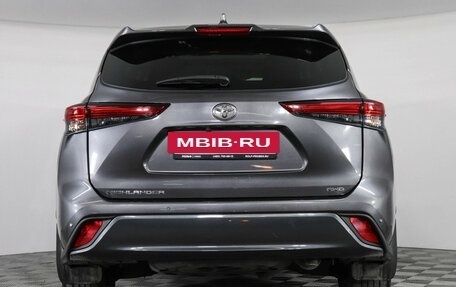 Toyota Highlander, 2021 год, 4 797 000 рублей, 6 фотография