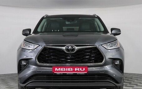 Toyota Highlander, 2021 год, 4 797 000 рублей, 2 фотография