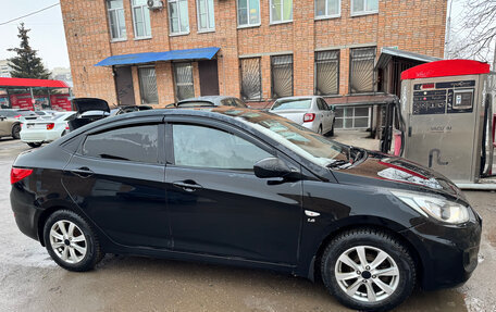 Hyundai Solaris II рестайлинг, 2012 год, 710 000 рублей, 1 фотография