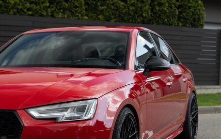 Audi A4, 2017 год, 3 250 000 рублей, 4 фотография