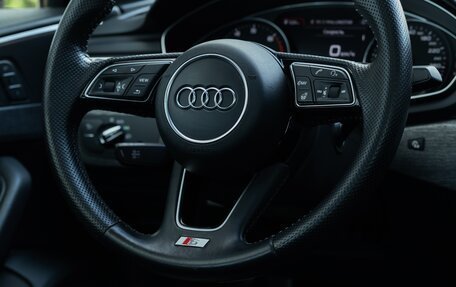 Audi A4, 2017 год, 3 250 000 рублей, 15 фотография