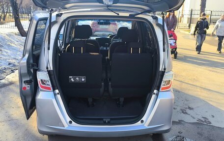 Honda Freed I, 2012 год, 1 400 000 рублей, 5 фотография