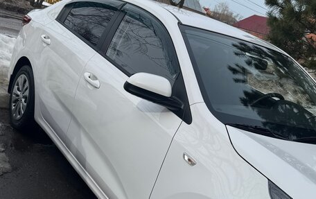 KIA Rio IV, 2021 год, 1 750 000 рублей, 8 фотография