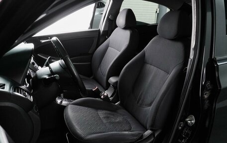 Hyundai Solaris II рестайлинг, 2011 год, 749 000 рублей, 10 фотография