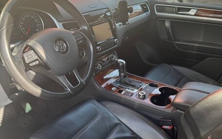 Volkswagen Touareg III, 2012 год, 2 250 000 рублей, 10 фотография