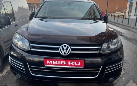 Volkswagen Touareg III, 2012 год, 2 250 000 рублей, 3 фотография