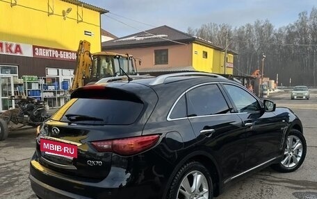 Infiniti QX70, 2015 год, 2 800 000 рублей, 4 фотография