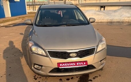 KIA cee'd I рестайлинг, 2010 год, 480 000 рублей, 3 фотография
