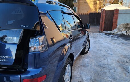Mitsubishi Outlander III рестайлинг 3, 2007 год, 1 200 000 рублей, 11 фотография